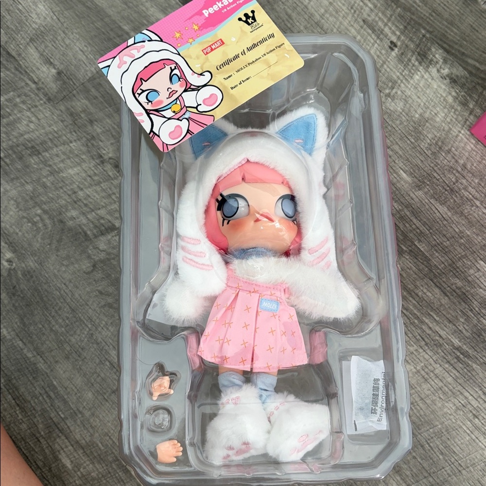 Authentic Pop Mart Molly Peekaboo Cat-Eared Doll with White and Pink Details - Picture 8 of 8